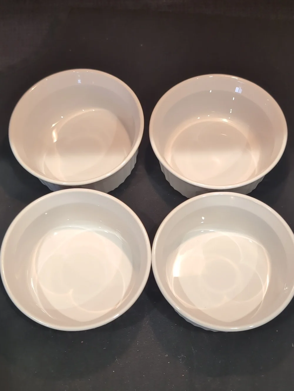 Matching Set Of 4 (Four) Vintage Corningware French White F-16-B W/ Vented Lids